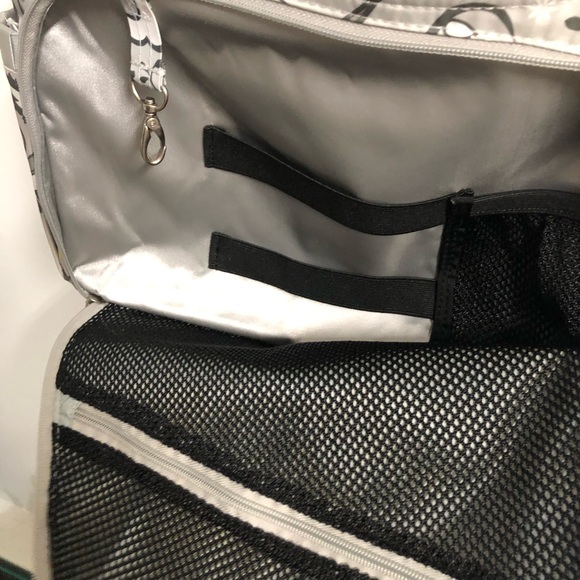 Ju-Ju-Be BRAND NEW Floral Gray and Yellow Diaper Bag - Picture 12 of 14